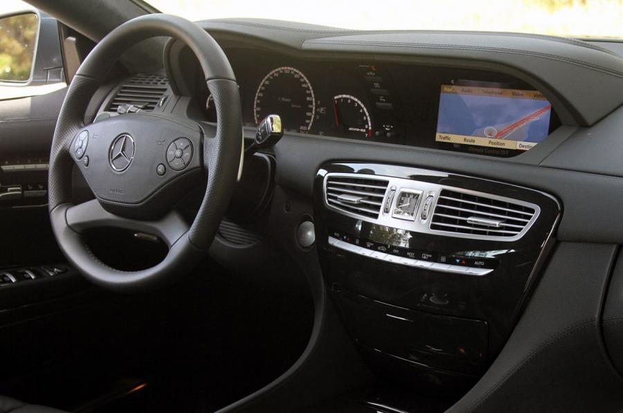  Mercedes-Benz CL63 AMG 2011 года  (фото 35 из 62)